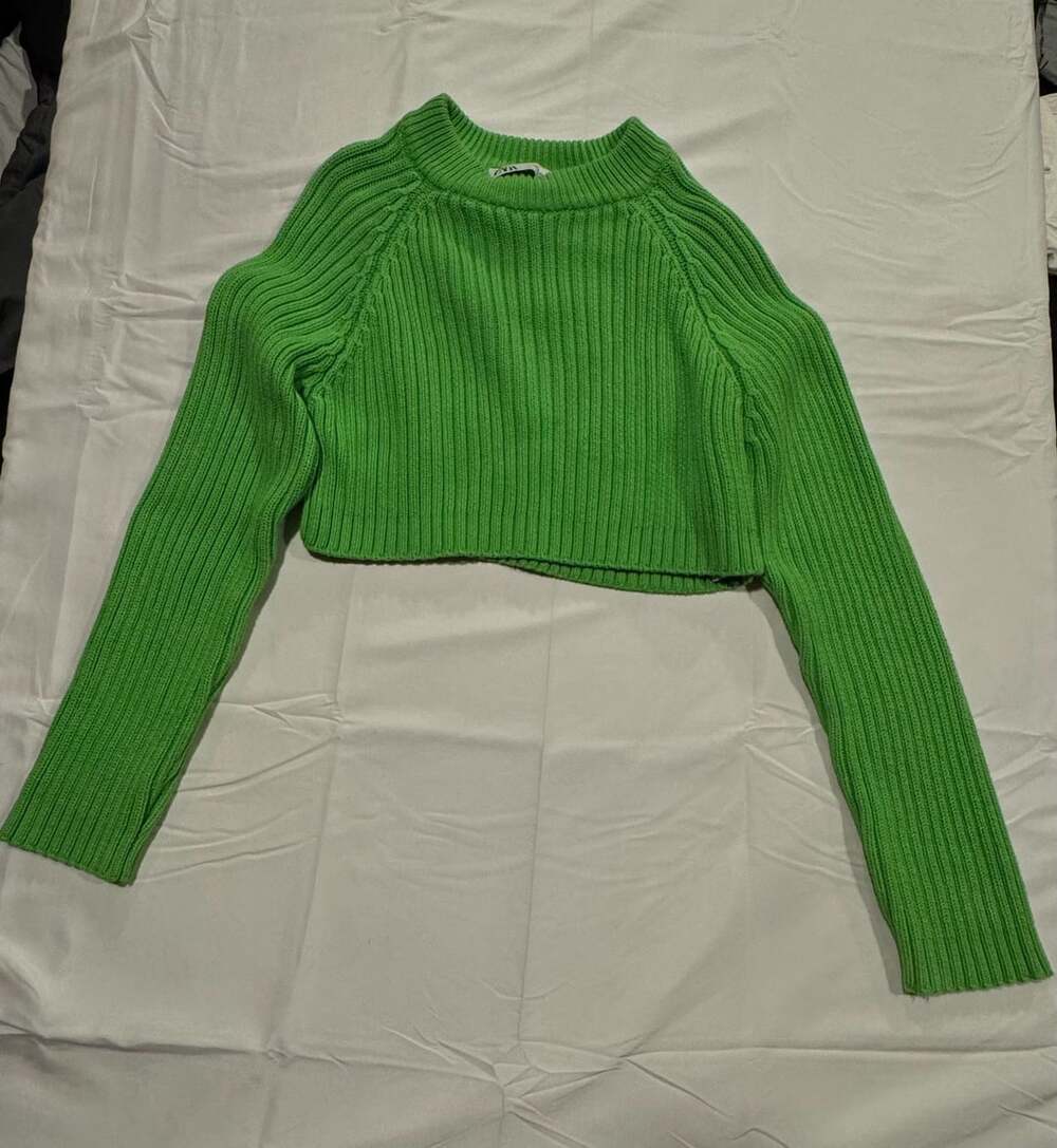 Zara Green Ribbed Cropped Knit Sweater Size M